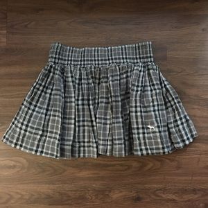 Flouncy, metallic plaid mini skirt with POCKETS!
